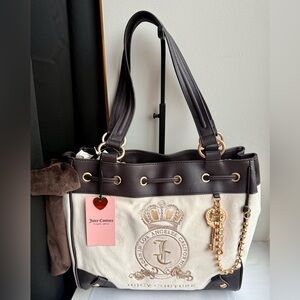 Juicy Couture Daydreamer with key Tote Bag